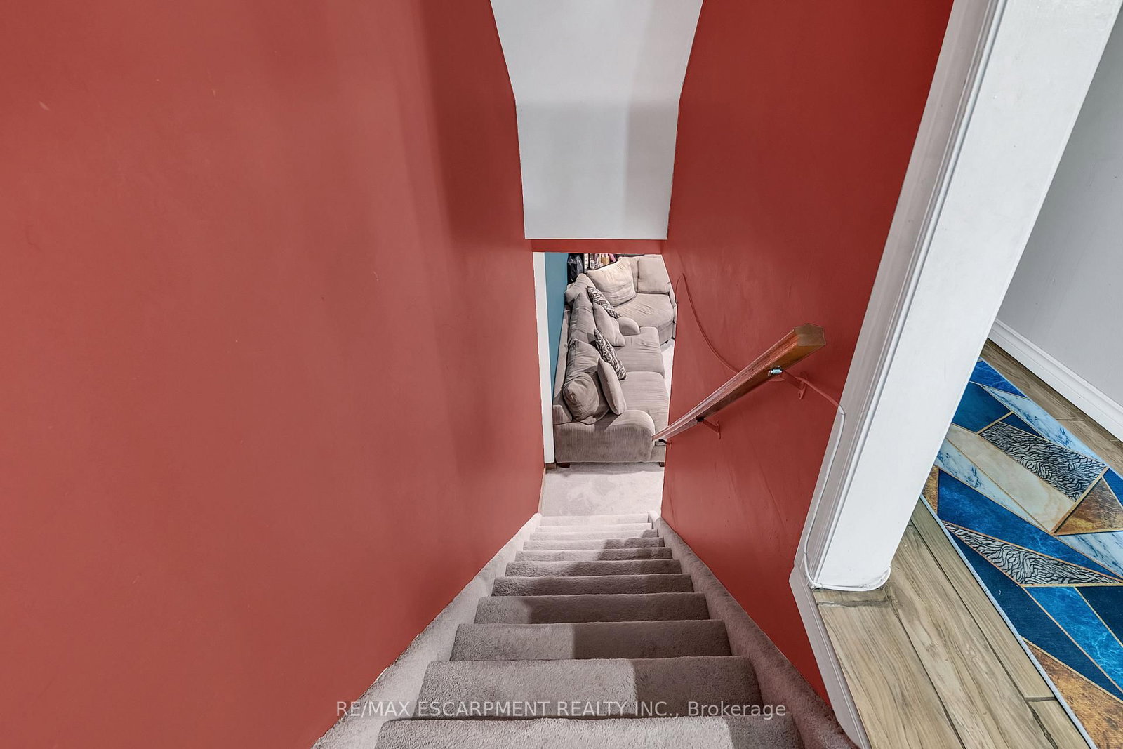 Townhouse for sale at 18 Riverdale Drive, Hamilton, Ontario, L8E 1J8 - Riverdale - MLS: X12880286