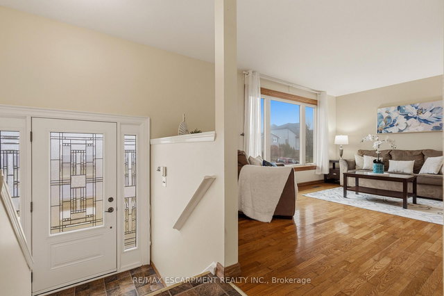 4 John Murray Street