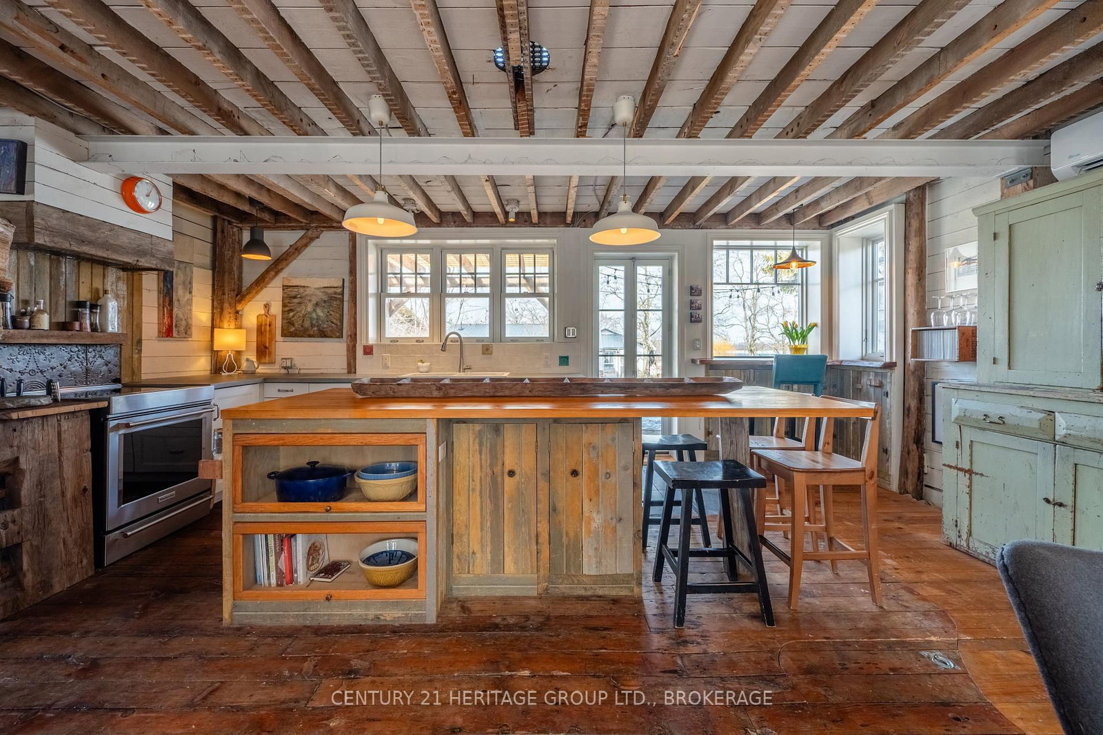 Listing Image 7
