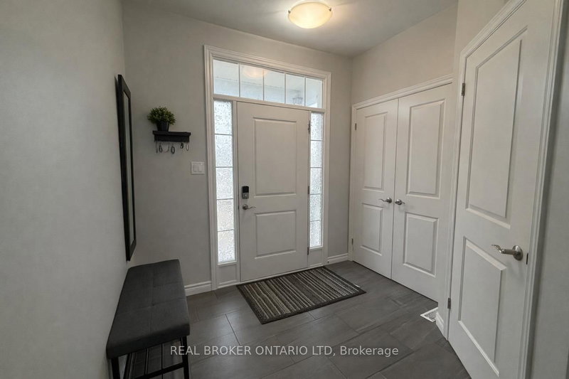 1744 Finley Cres, London North, N6G 0W3 | Image 2