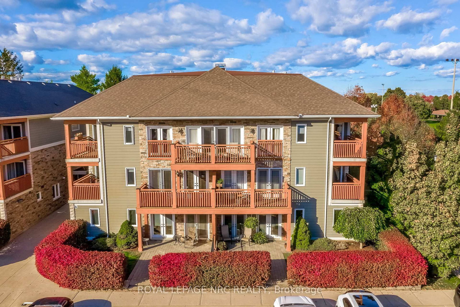 678 Line 2 Road, Unit 202