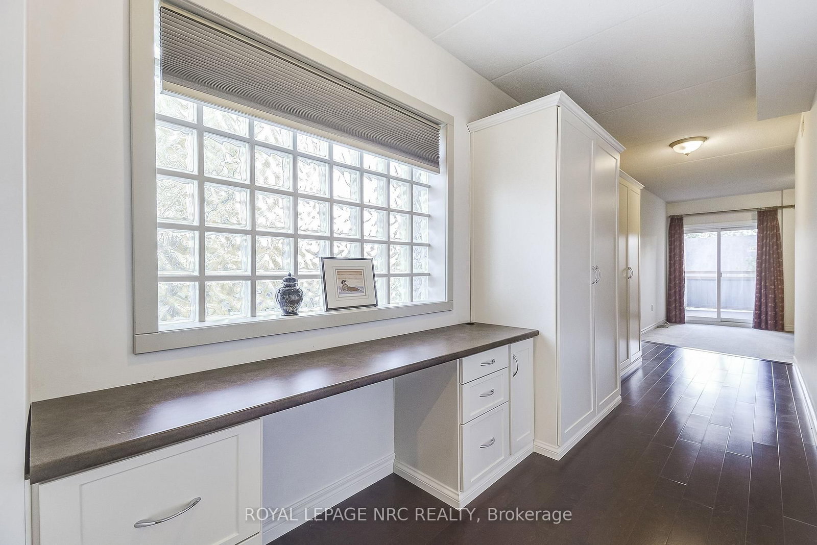 678 Line 2 Road, Unit 202 - Photo 23