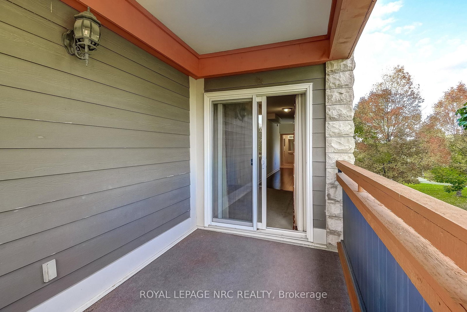 678 Line 2 Road, Unit 202 - Photo 30