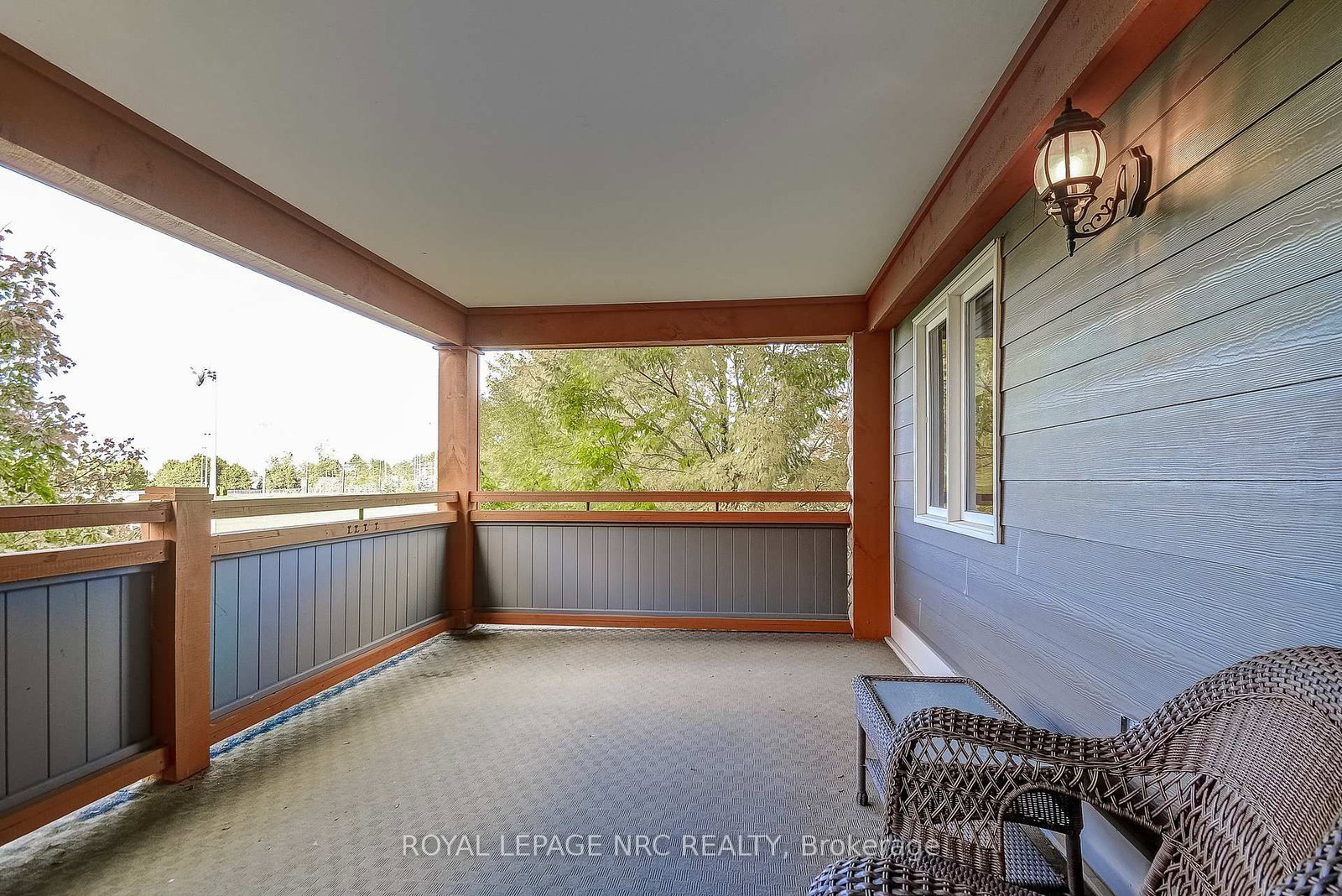 678 Line 2 Road, Unit 202 - Photo 31