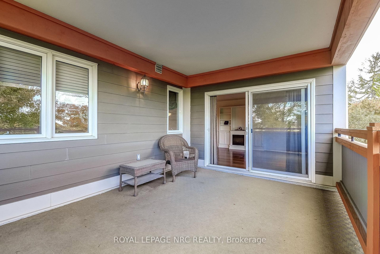 678 Line 2 Road, Unit 202 - Photo 32