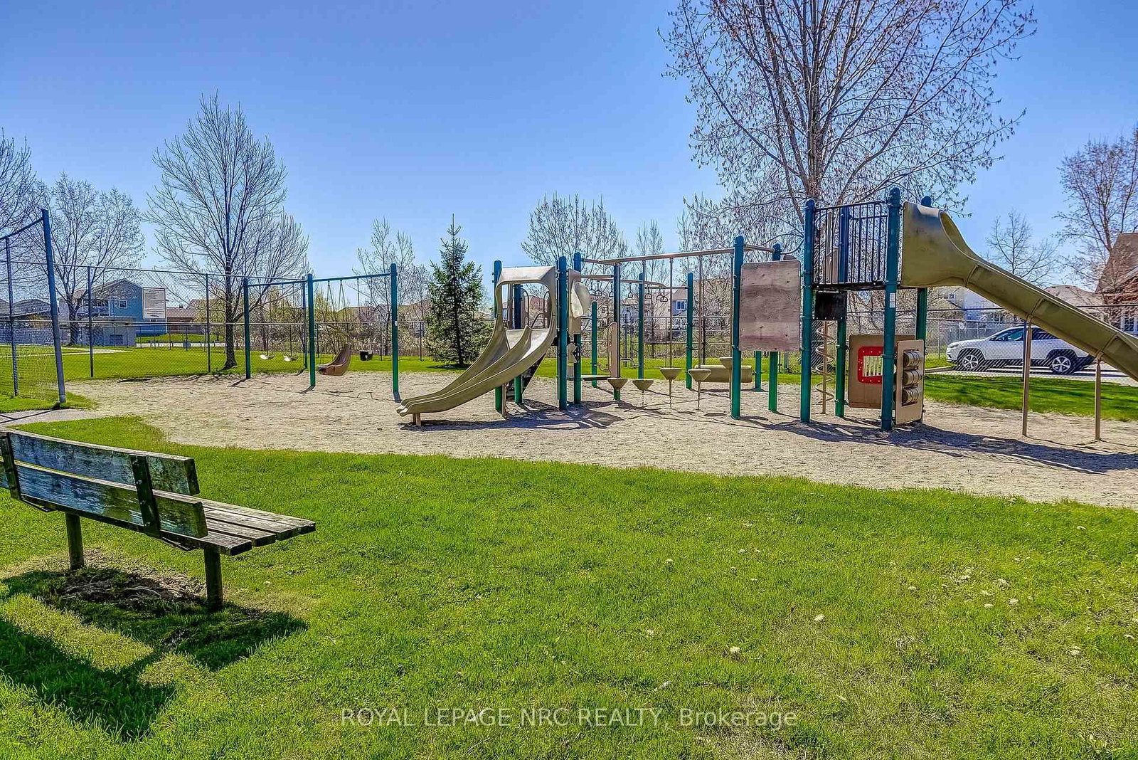 678 Line 2 Road, Unit 202 - Photo 35