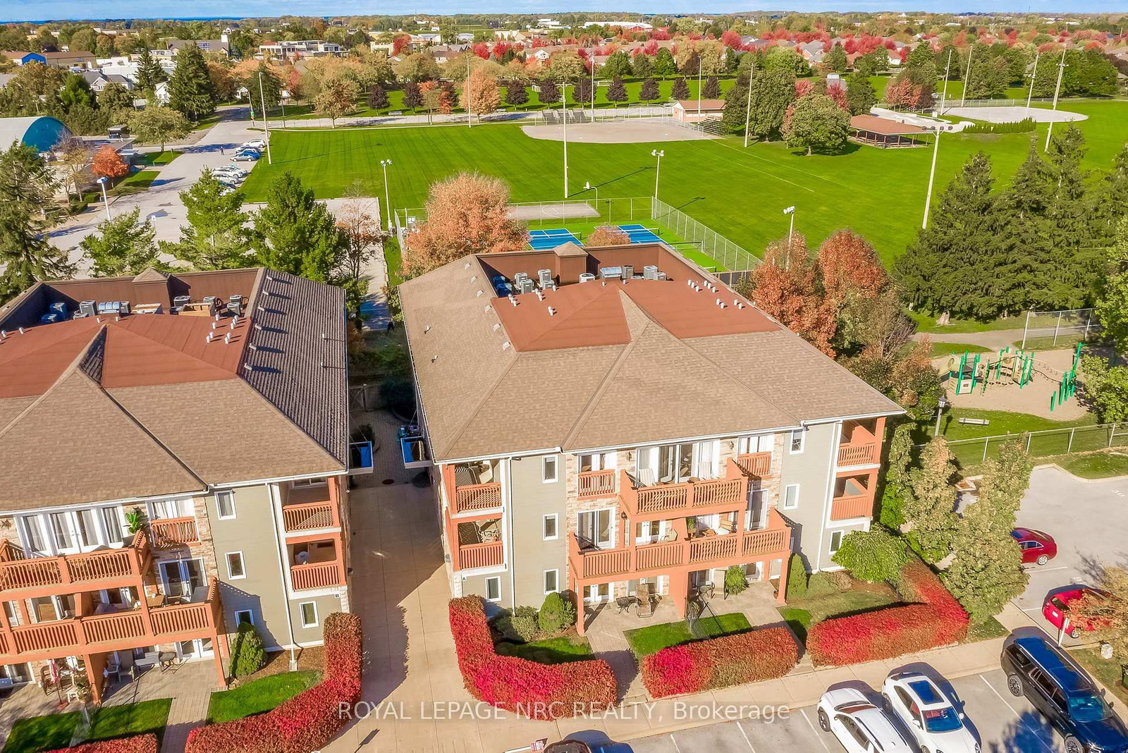 678 Line 2 Road, Unit 202 - Photo 39