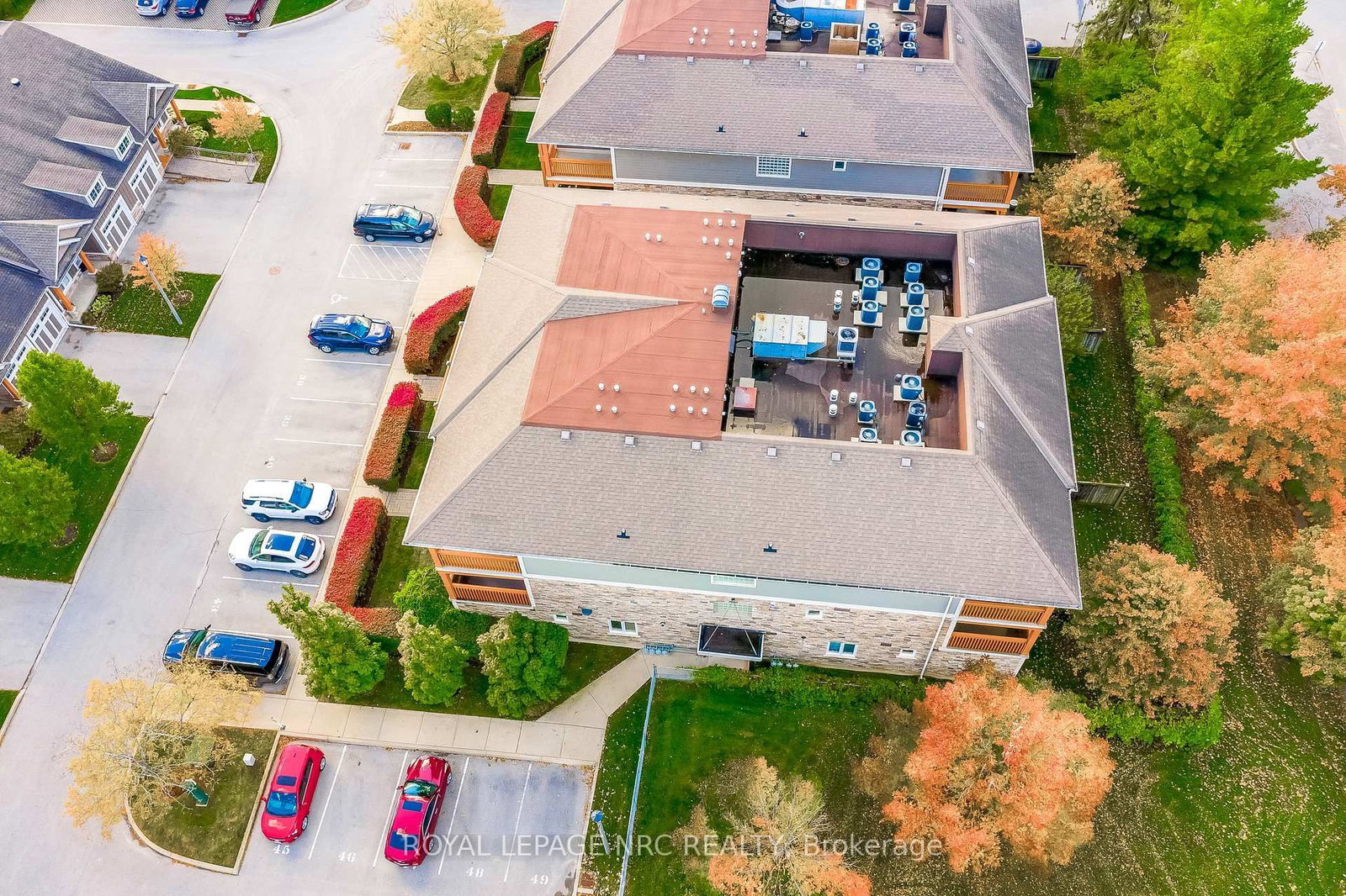 678 Line 2 Road, Unit 202 - Photo 43