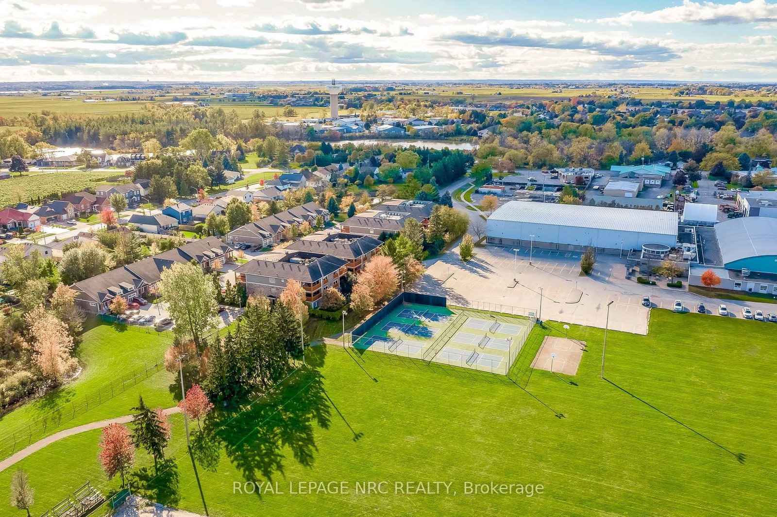 678 Line 2 Road, Unit 202 - Photo 46