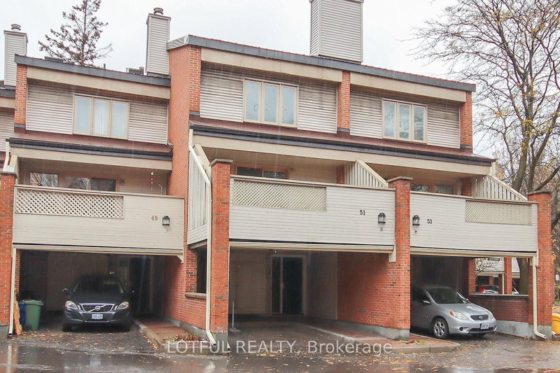 home for lease on 51-110 HAVELOCK Street