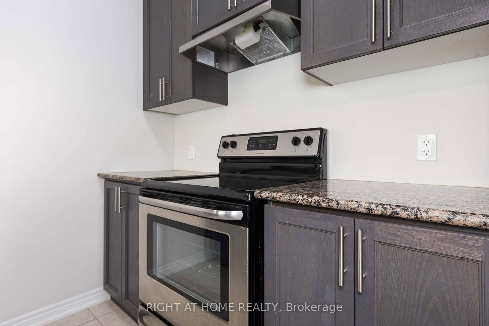 71 Southshore Crescent - Photo 12