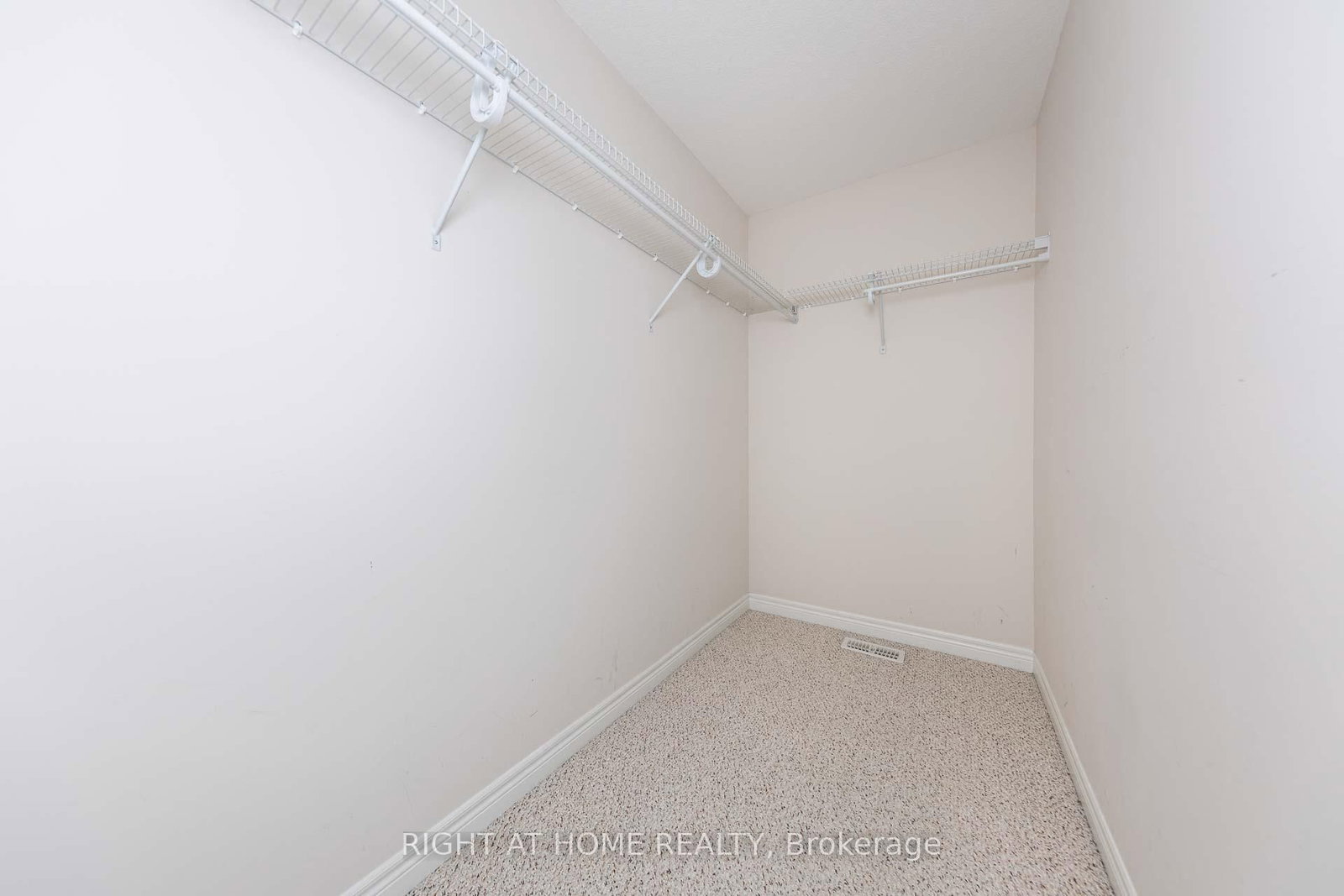 71 Southshore Crescent - Photo 23