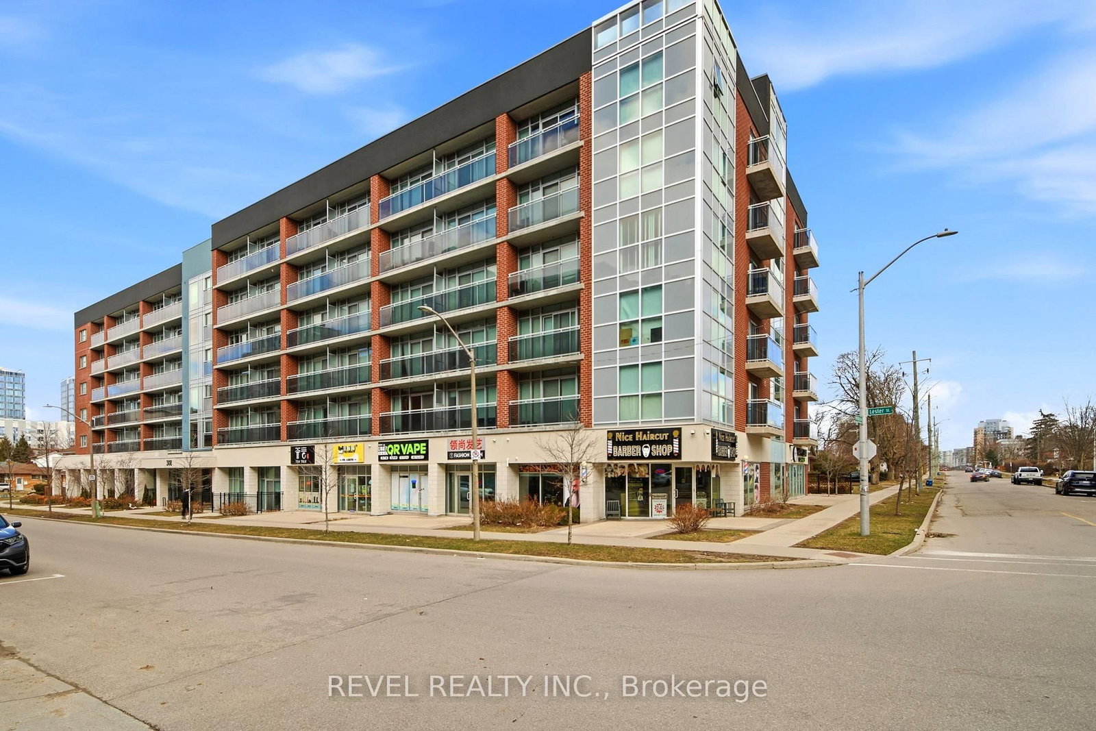 308 Lester Street, Unit 426