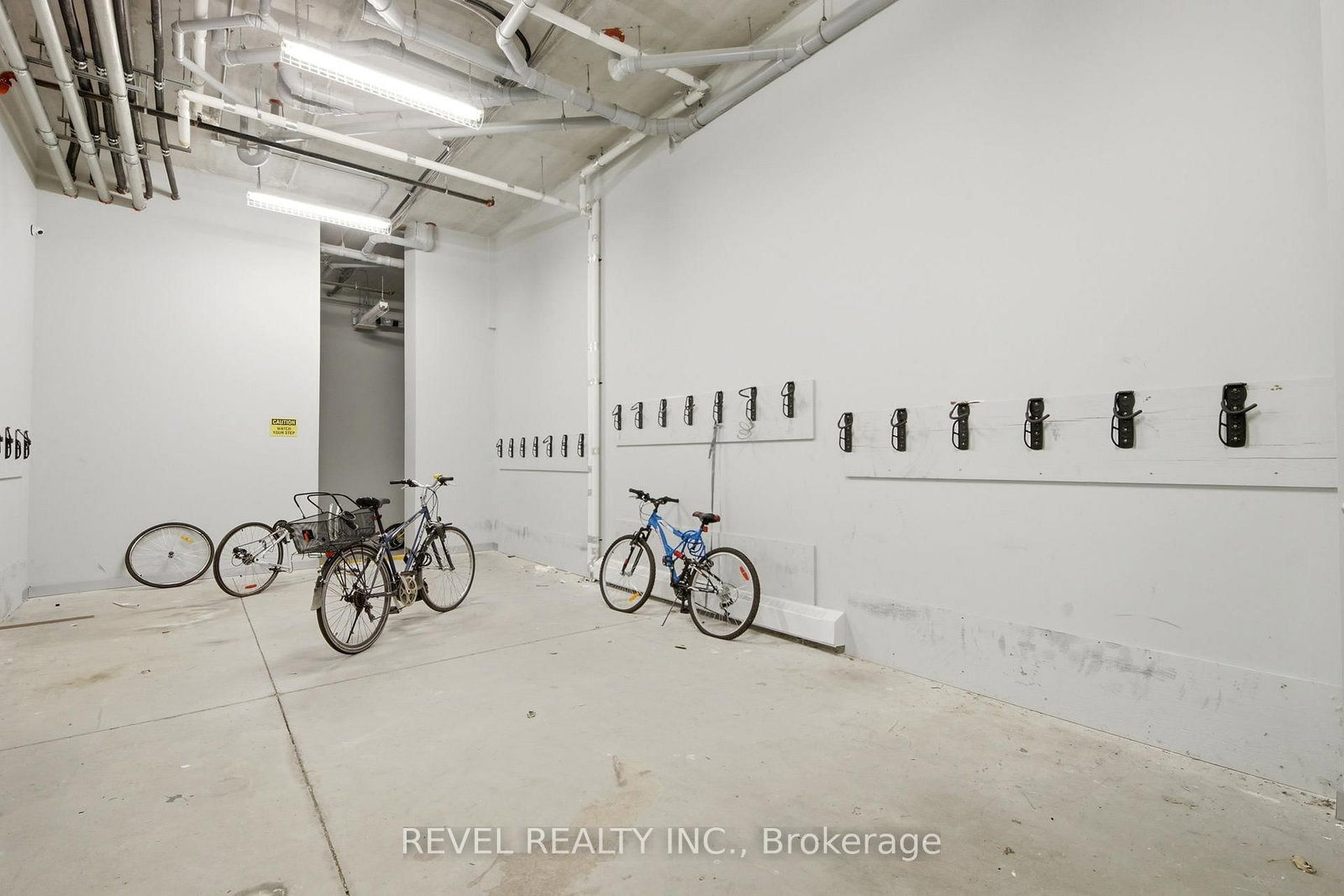 308 Lester Street, Unit 426 - Photo 24