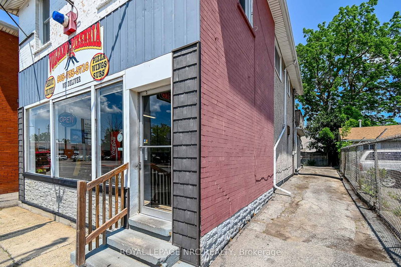 256 East Main St, Welland, L3B 3W9 | Image 2