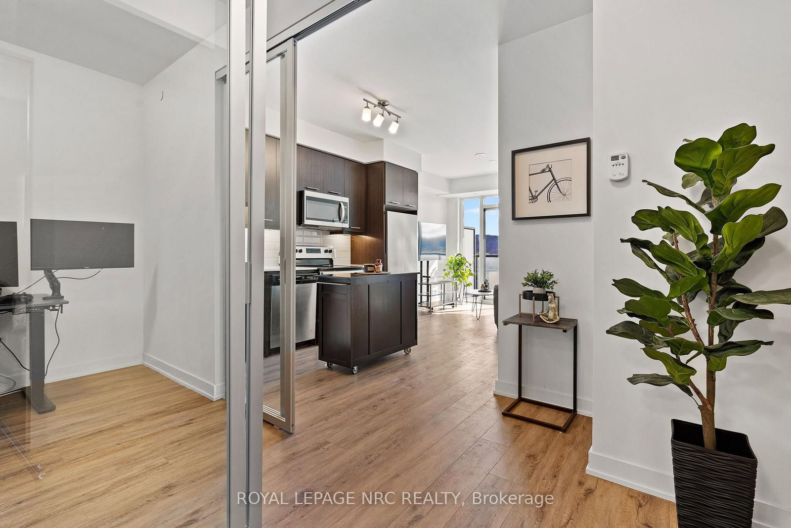 385 Winston Road, Unit Unit 501 - Photo 10