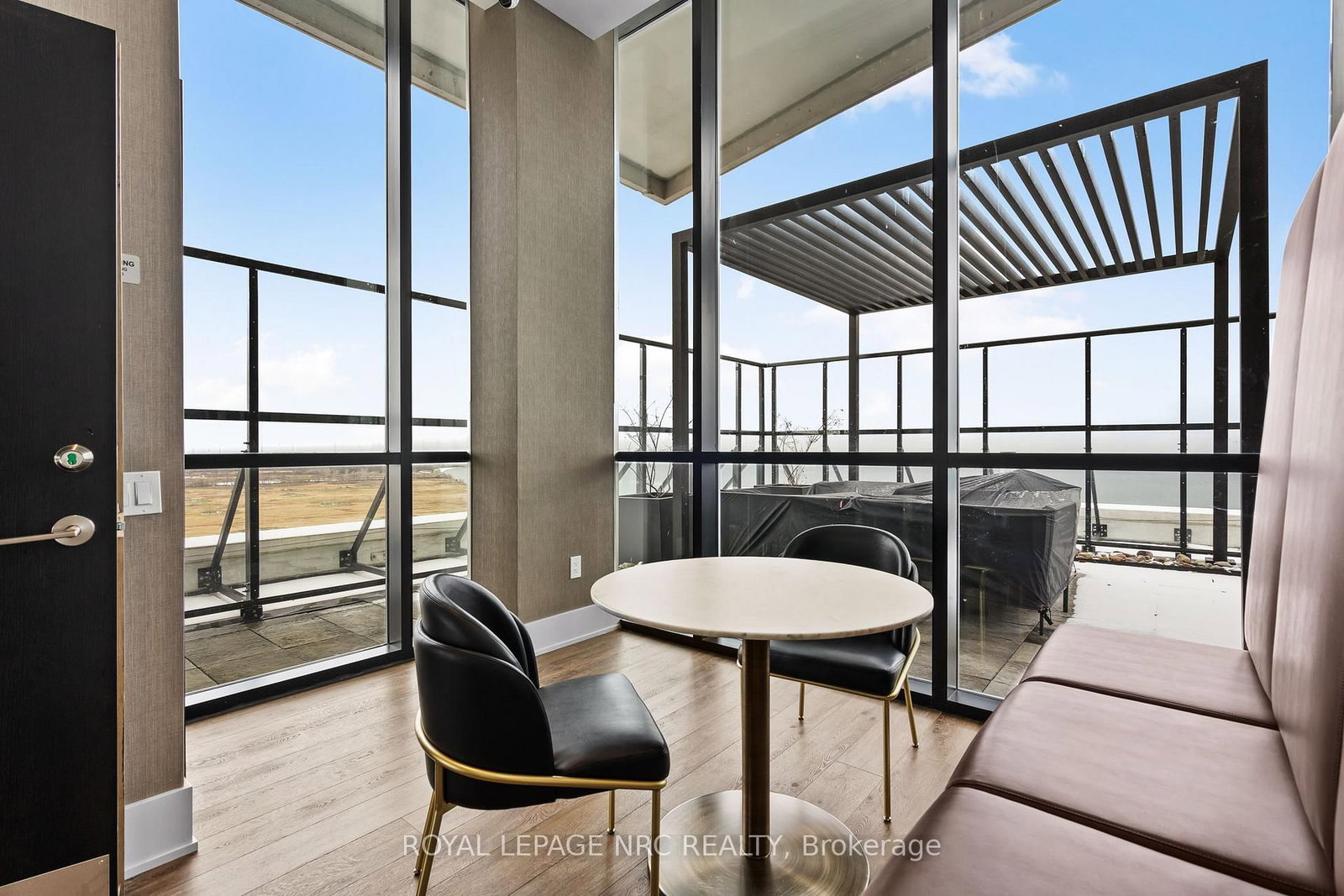 385 Winston Road, Unit Unit 501 - Photo 32