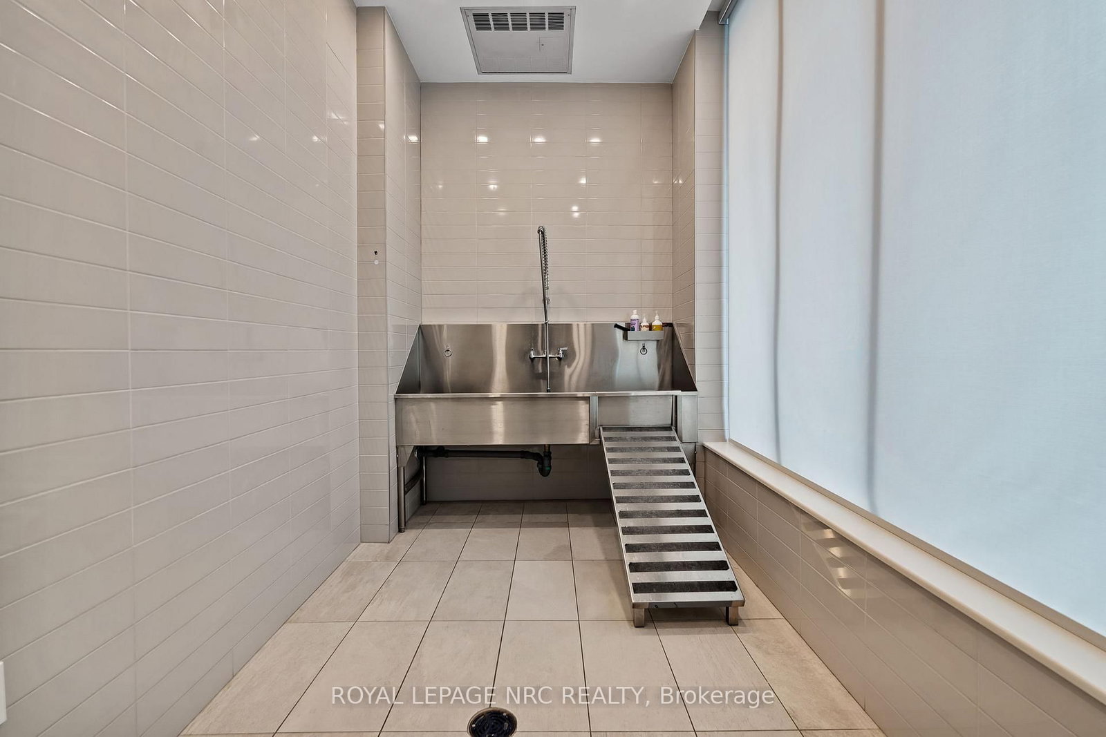 385 Winston Road, Unit Unit 501 - Photo 37