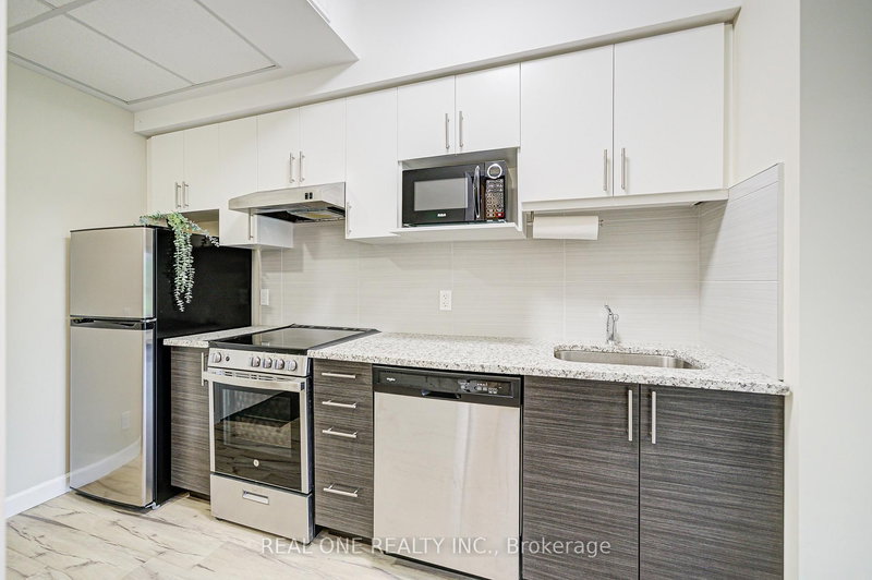 423 - 77 Leland St, Hamilton, L8S 3A1 | Image 3