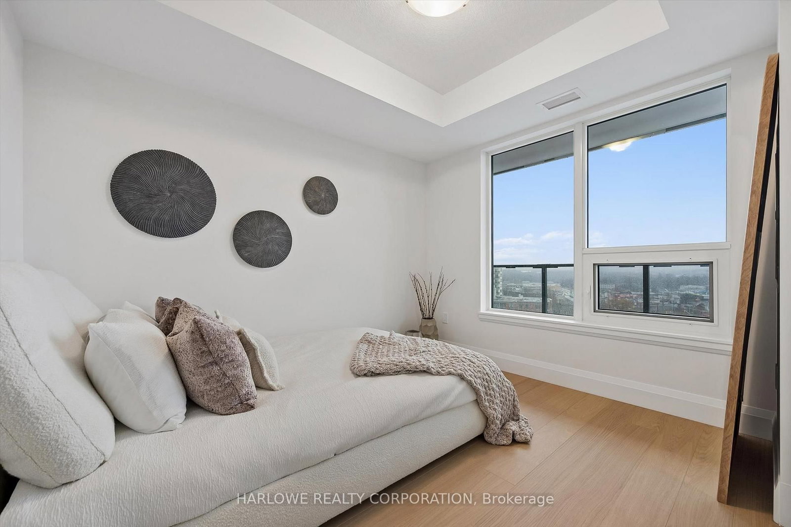 93 Arthur Street S, Unit 1206 - Photo 32