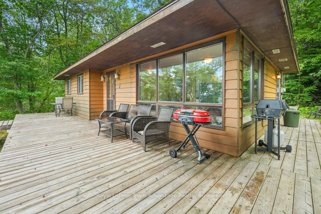 32 Island 65c • Carling, ON photo 10