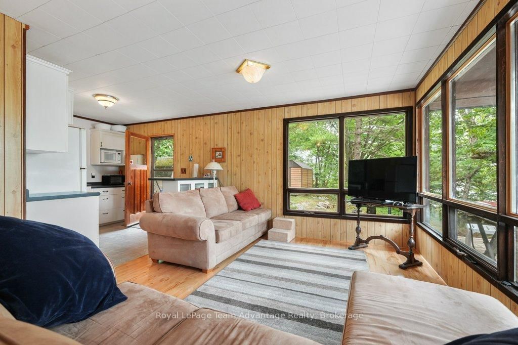 32 Island 65c • Carling, ON photo 11