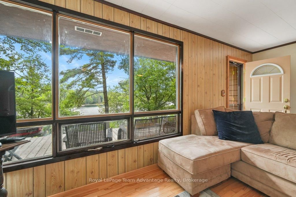 32 Island 65c • Carling, ON photo 13