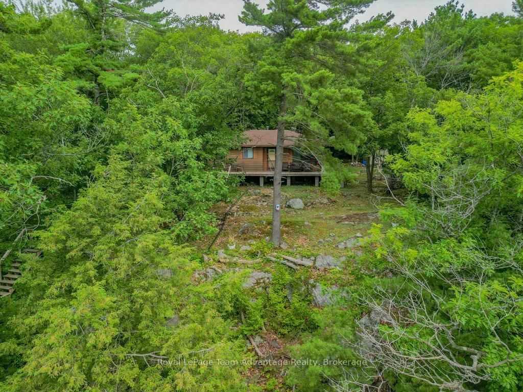 32 Island 65c • Carling, ON photo 27