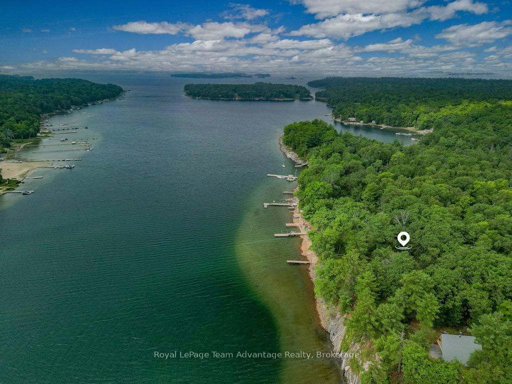 32 Island 65c • Carling, ON photo 31