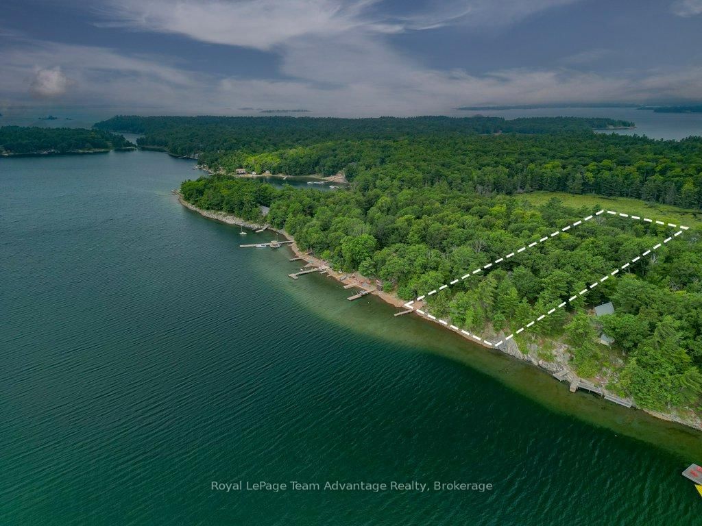 32 Island 65c • Carling, ON photo 4