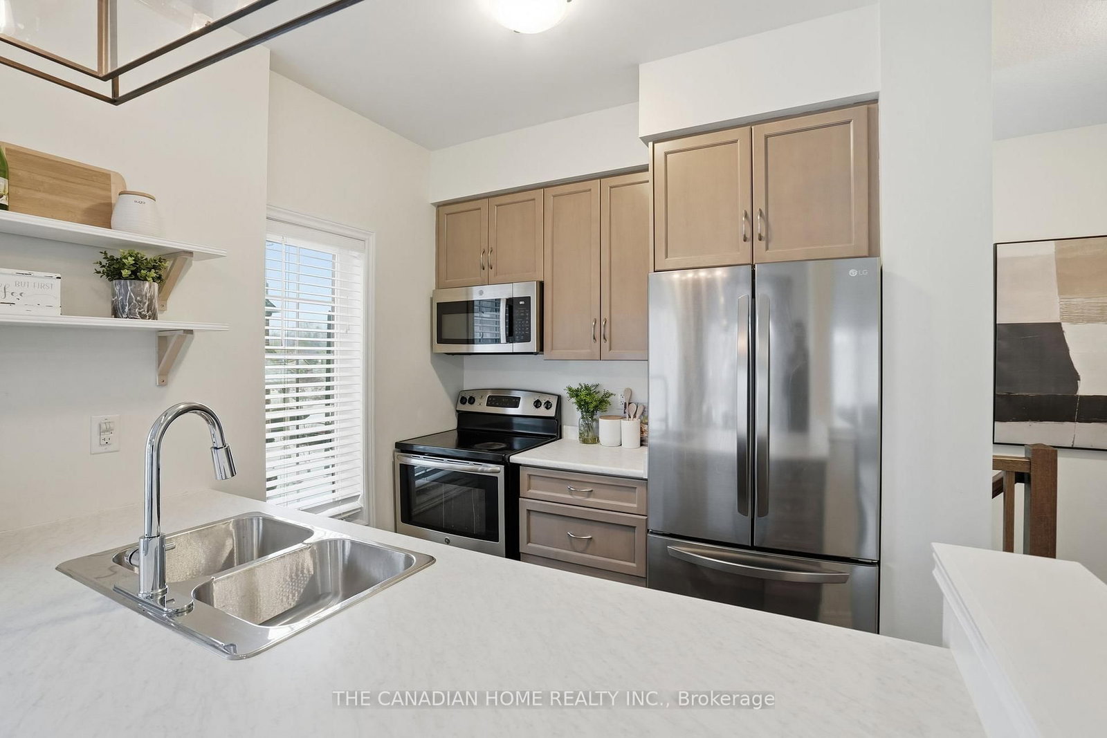 Townhouse for sale at 33-257 Parkside Drive, Hamilton, Ontario, L8B 0W5 - Waterdown - MLS: X12881278