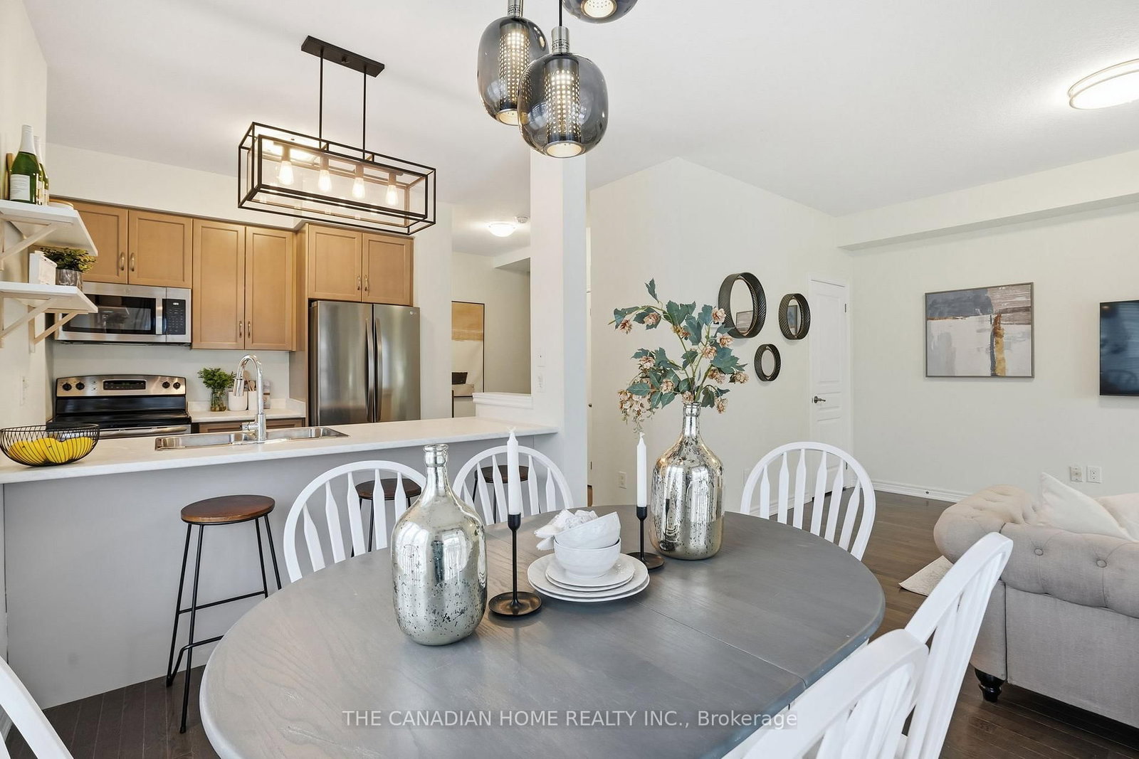 Townhouse for sale at 33-257 Parkside Drive, Hamilton, Ontario, L8B 0W5 - Waterdown - MLS: X12881278