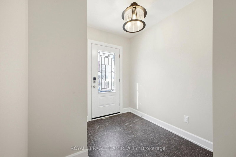 A - 7 Gwynne Ave, Ottawa, K1Y 1X1 | Image 3