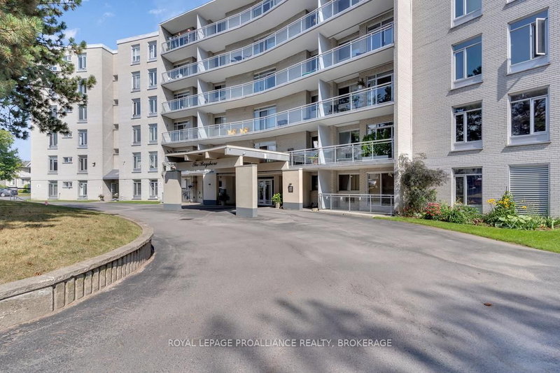 604 - 1 Mowat Ave, Kingston, M7M 1J8 | Image 2