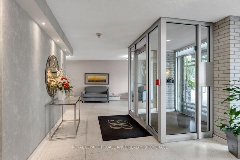 604 - 1 Mowat Ave, Kingston, M7M 1J8 | Image 3