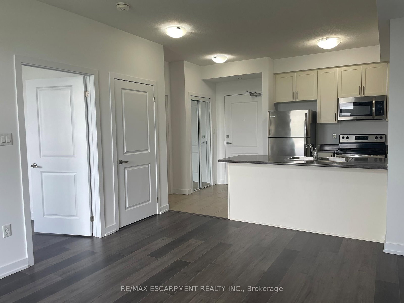 101 Shoreview Place, Unit 107 - Photo 6