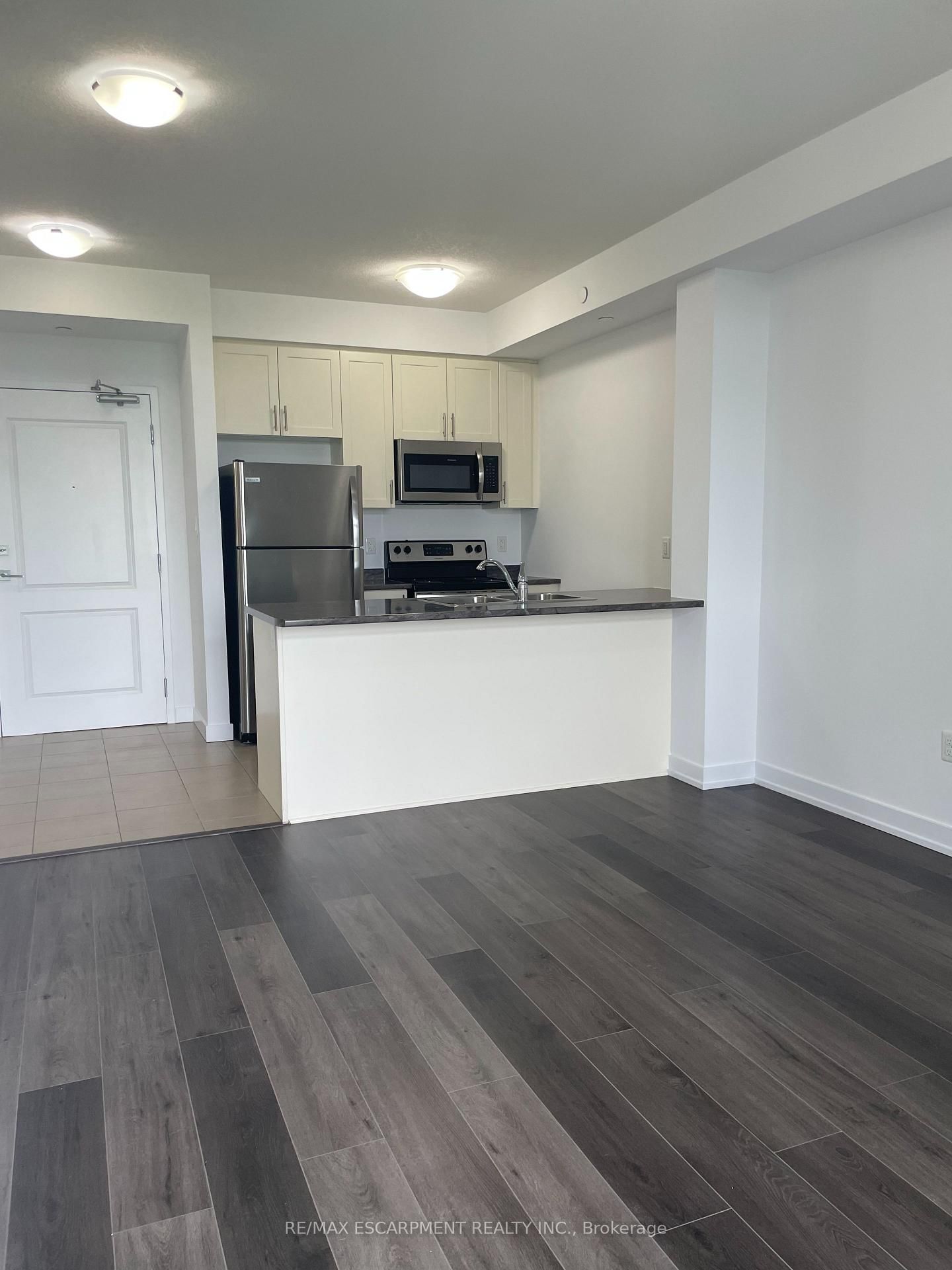 101 Shoreview Place, Unit 107 - Photo 7