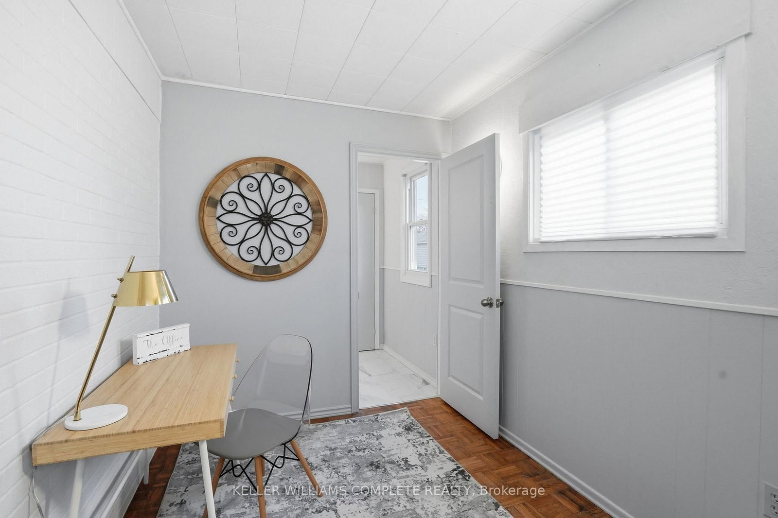 Detached House for sale at 7 West 1st Street, Hamilton, Ontario, L9C 3B5 - Bonnington - MLS: X12882018