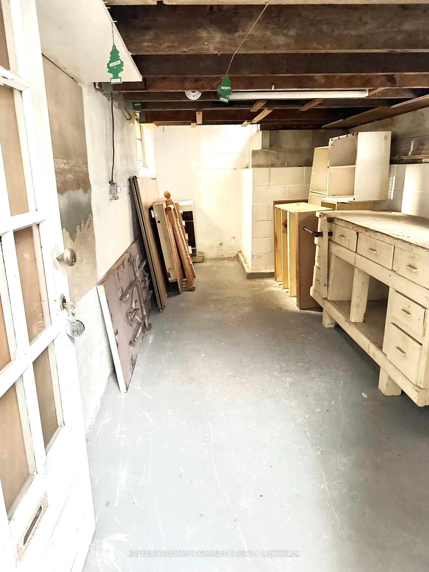 Detached House for sale at 7 West 1st Street, Hamilton, Ontario, L9C 3B5 - Bonnington - MLS: X12882018