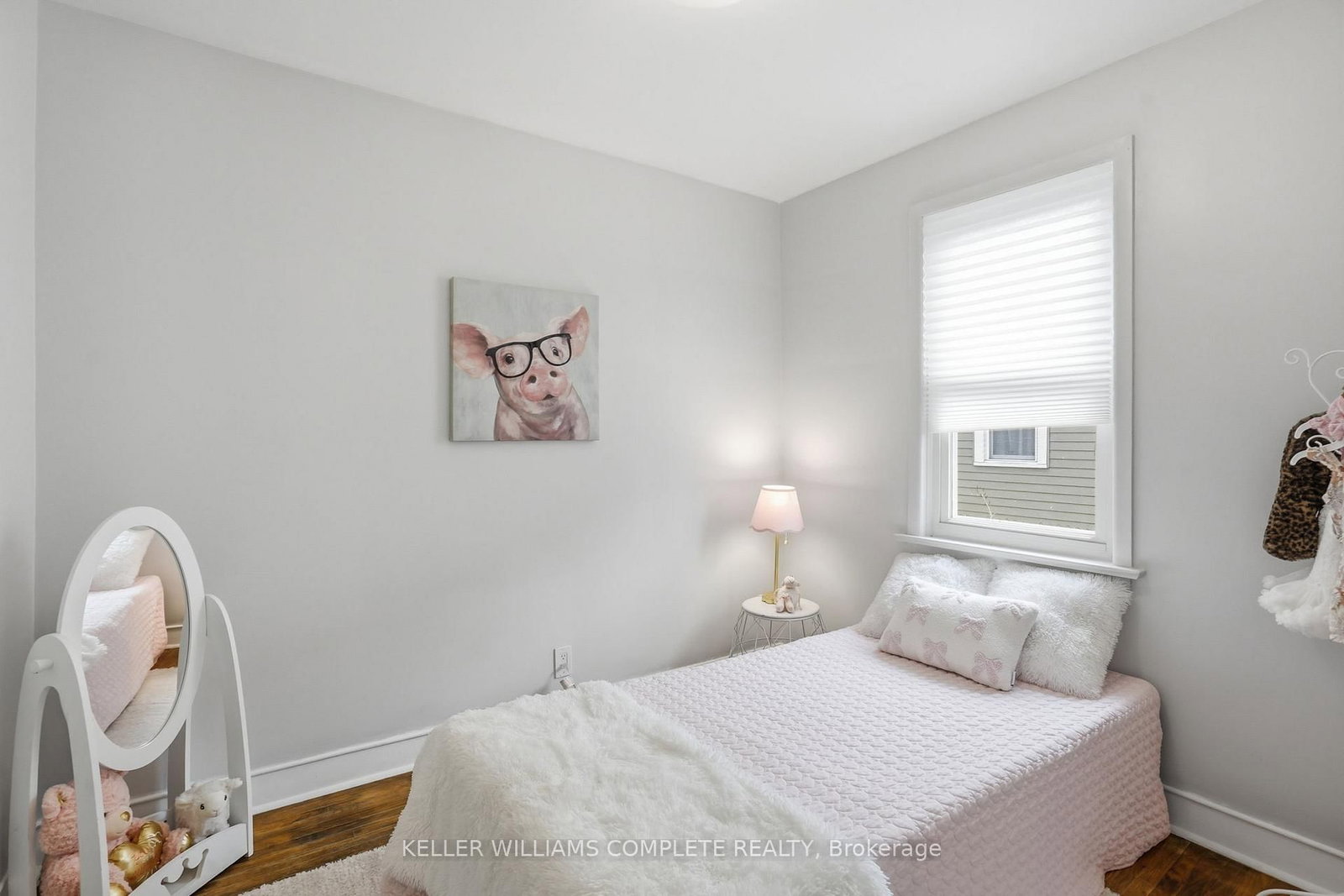 Detached House for sale at 7 West 1st Street, Hamilton, Ontario, L9C 3B5 - Bonnington - MLS: X12882018