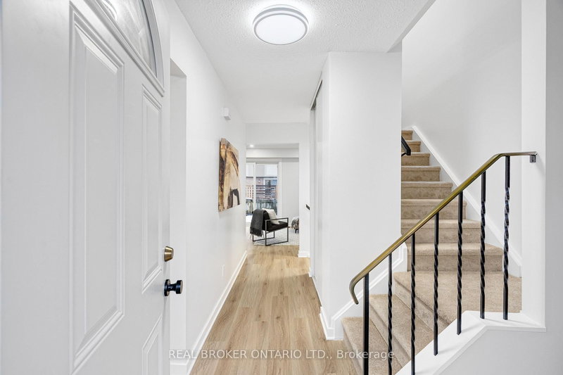 C - 477 Moodie Dr, Ottawa, K2H 8T7 | Image 3