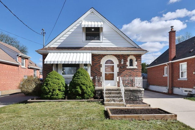 211 Glencairn Avenue