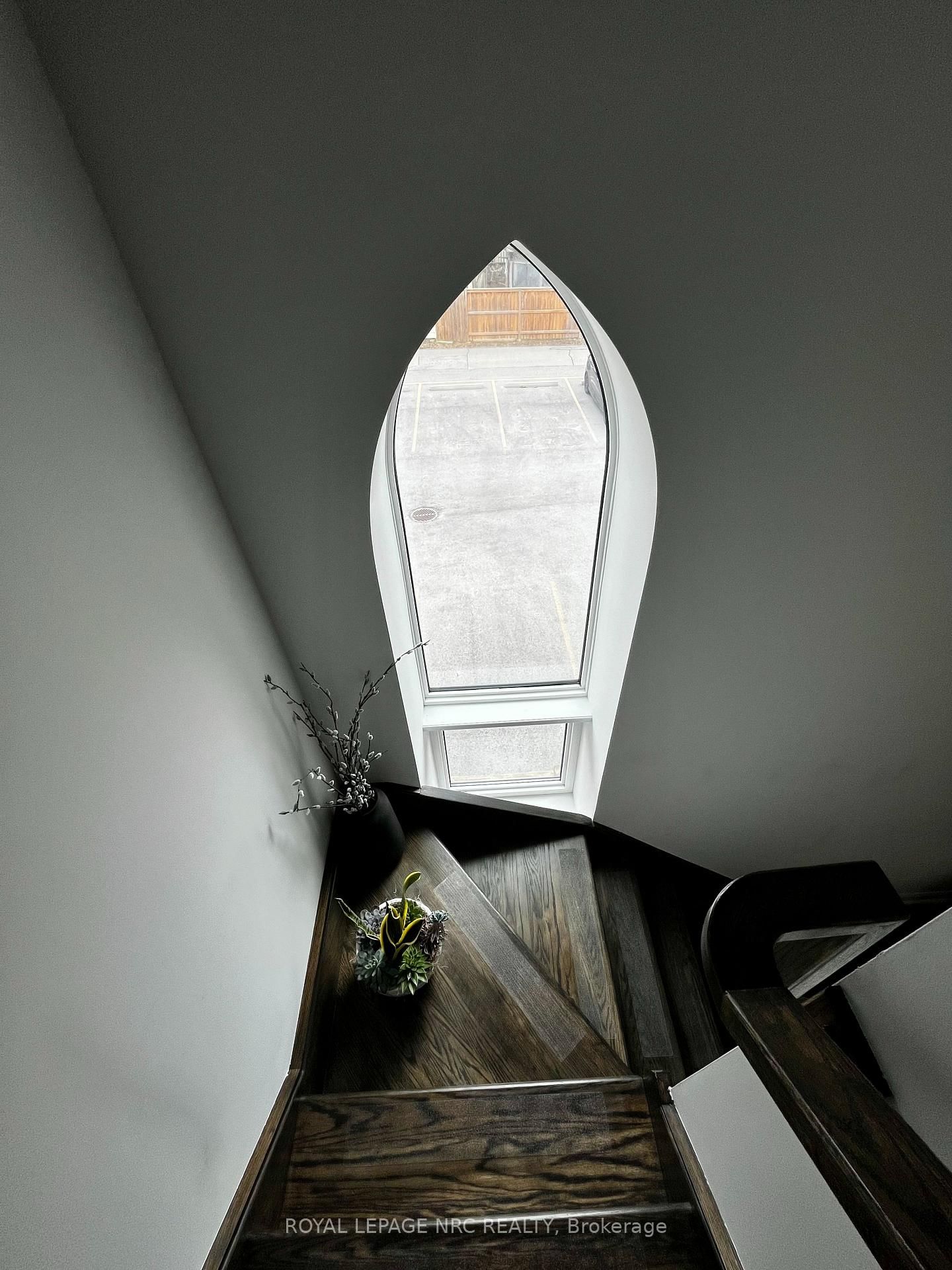 405 Merritt Street, Unit 12 - Photo 9