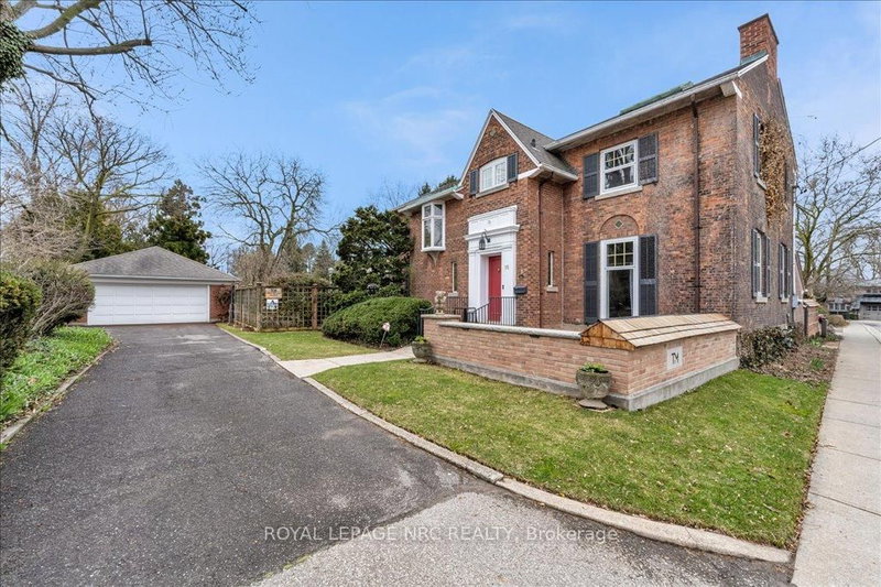 15 Trafalgar St, St. Catharines, L2R 3L9 | Image 2