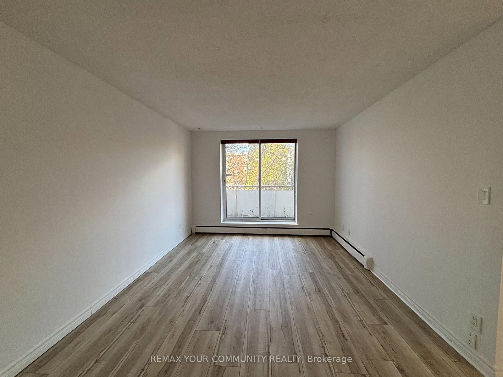 Condo for sale at 106-893 Concession Street, Hamilton, Ontario, L8V 1E7 - Raleigh - MLS: X12882570