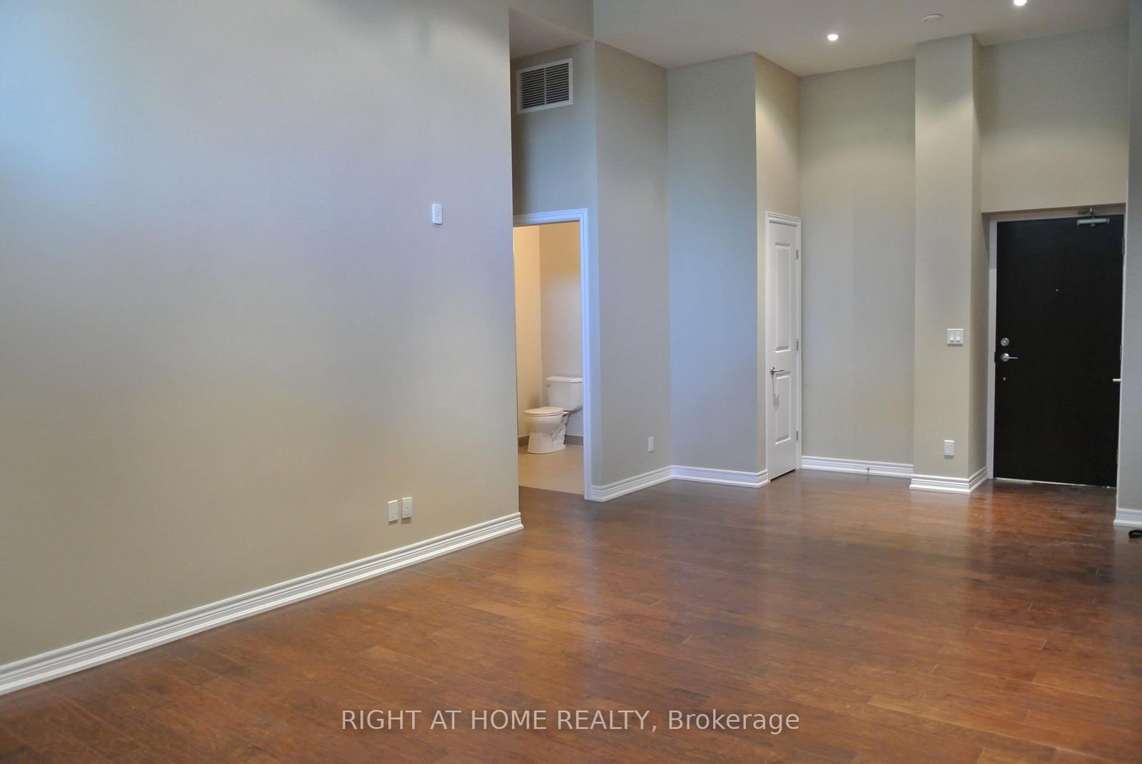 50 Murray Street W, Unit 102 - Photo 10