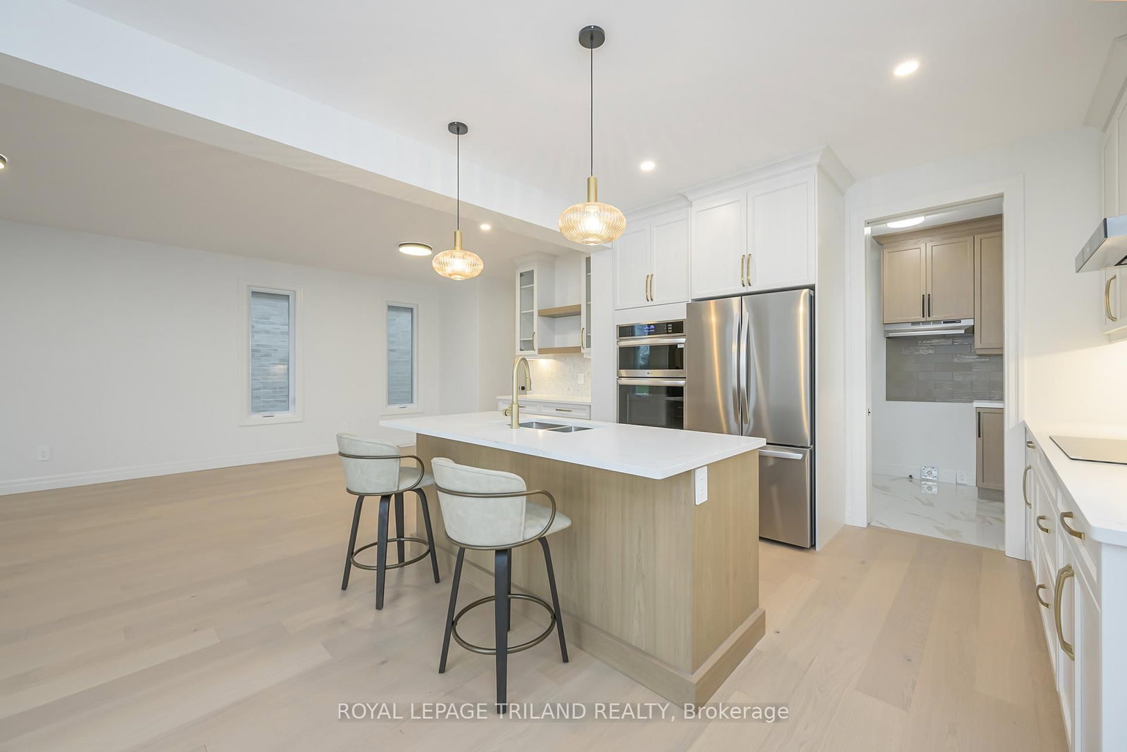 4211 LIBERTY Crossing • London South, ON photo 10