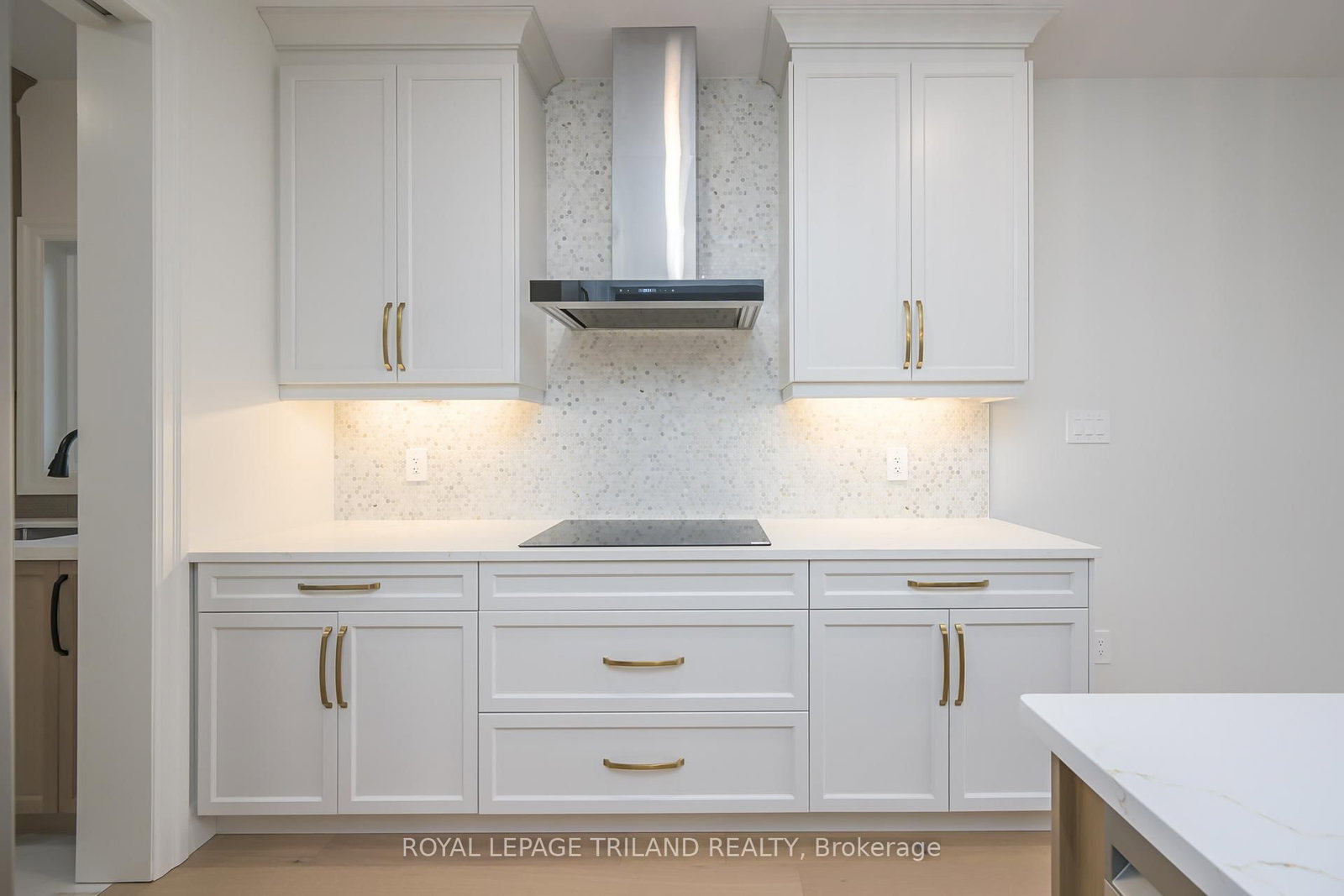 4211 LIBERTY Crossing • London South, ON photo 12