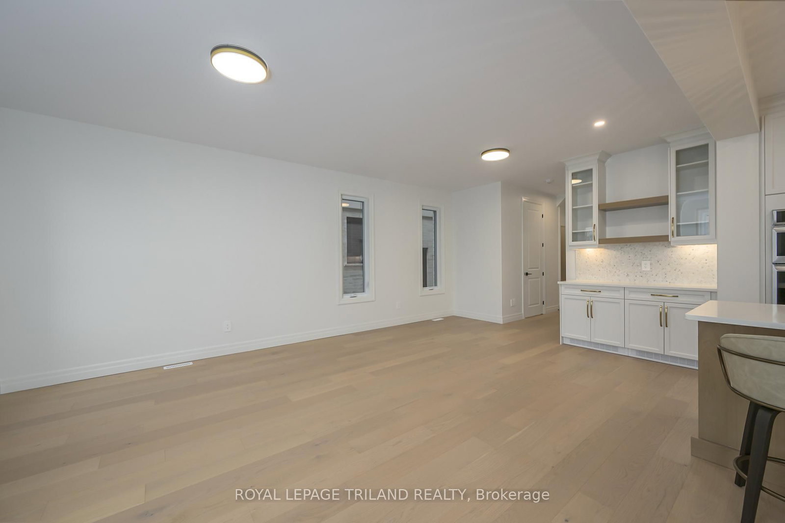 4211 LIBERTY Crossing • London South, ON photo 15