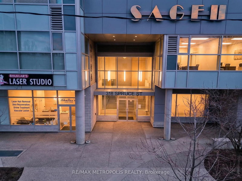 1702 - 318 Spruce St, Waterloo, N2L 3H6 | Image 2